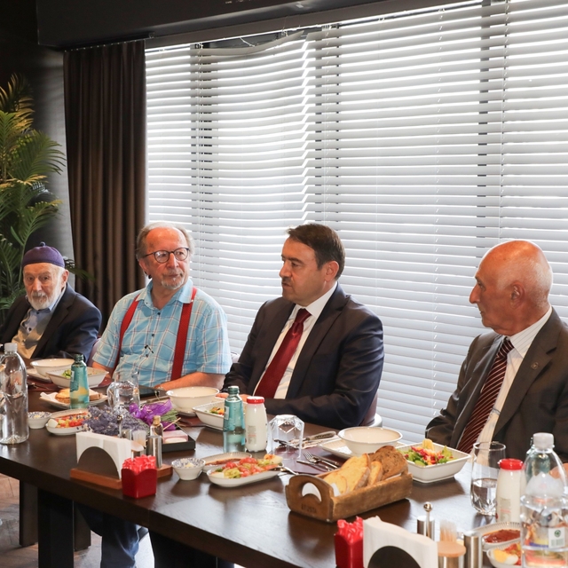 Kütahya çinisinin geleceği masaya yatırıldı