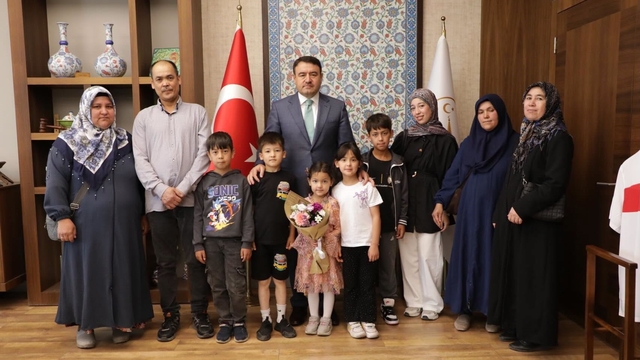 Kütahya'da Afgan kardeşlerin şehitlikteki vefa örneği takdirle karşılandı