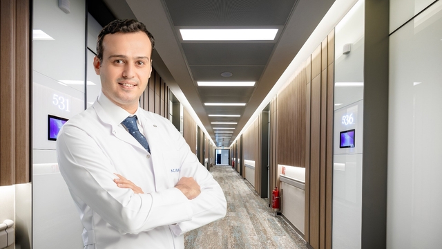 Kanser tedavisinde "umut tacirlerine" dikkat uyarısı
Kanser tanısı alan hastalar ve yakınları için tedavi sürecinde "umut" kavramı önemli
Tedaviyle ilgili iddialara sorulması gereken üç soru