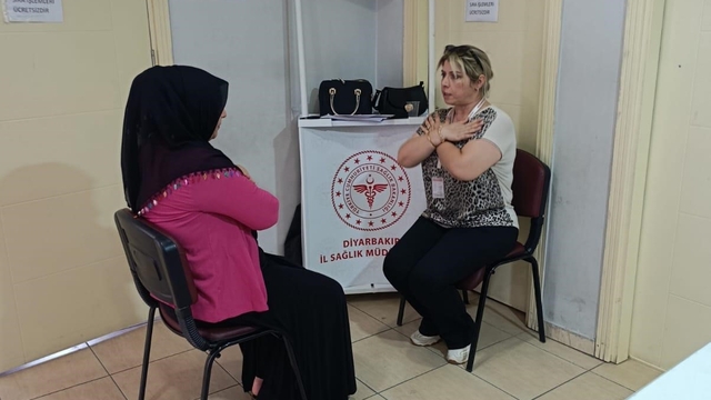 Diyarbakır'da "Hareket Yaşını Öğren, Sağlıklı Yaşa" kampanyasına yoğun ilgi