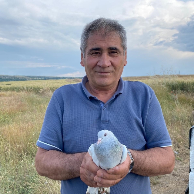 43 yıldır süren güvercin tutkusu
Özenle beslediği güvercinlerini yarışlara...