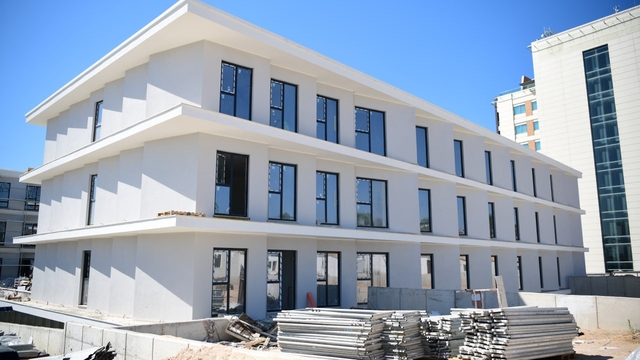 Çayırova'da spor lisesi kompleksi yükseliyor