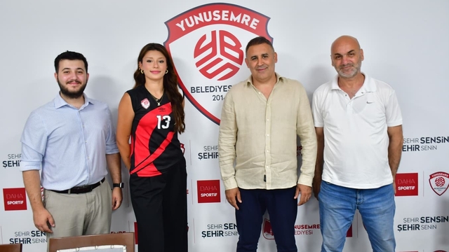 Yunusemre'nin genç yıldızı yuvada kaldı