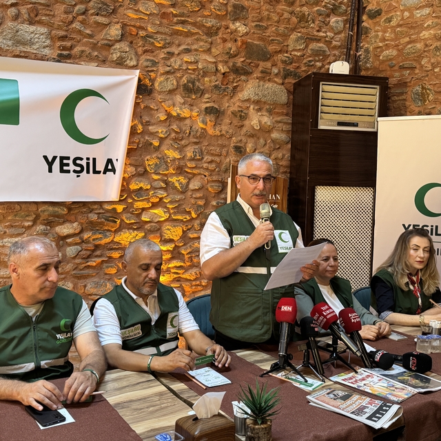 Yeşilay Aydın İl Başkanlığı yönetimi gazetecilerle buluştu