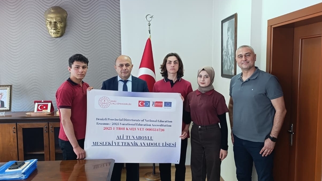 Buldanlı öğrenciler İtalya'da 3 aylık aşçılık stajı görecekler