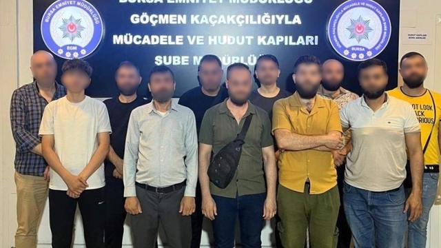 Bursa'da düzensiz göç denetimi: 3 bin 25 kişi sorgulandı