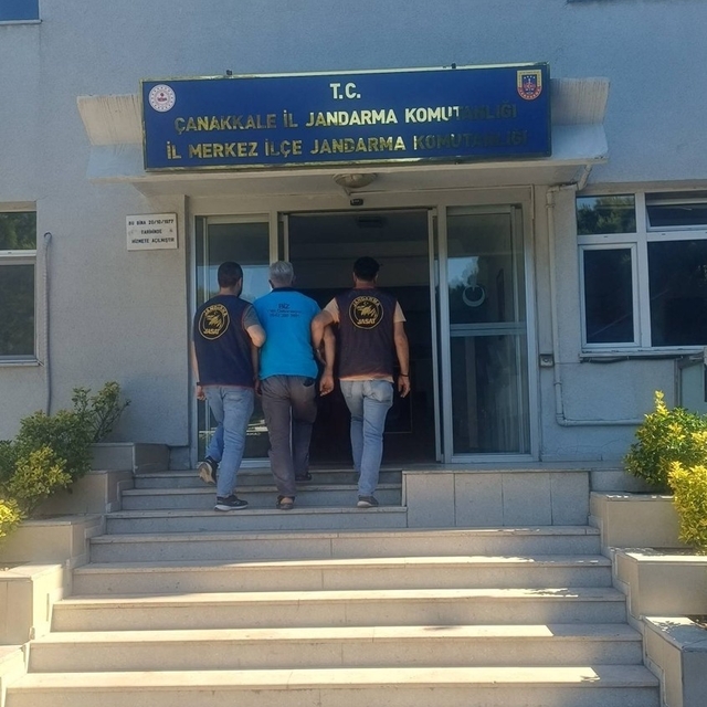 Çanakkale'de farklı suçlardan aranan 10 şüpheli tutuklandı