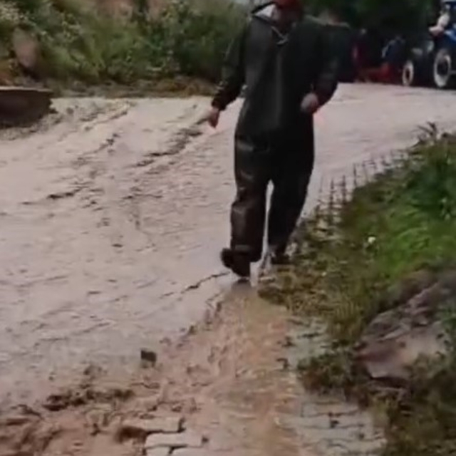 Aşırı yağış Develi'de sele dönüştü