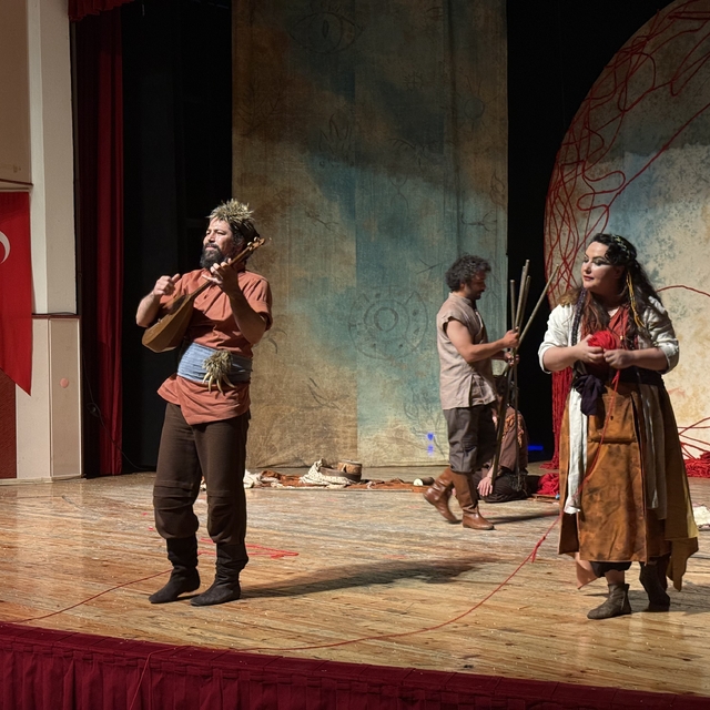 Tokat Belediyesi 1. Tiyatro Festivali tiyatroseverlerden tam not aldı
