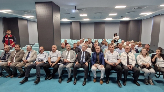 Samsun'da muhtarlara sosyal risk haritası ve aile rehberi eğitimi