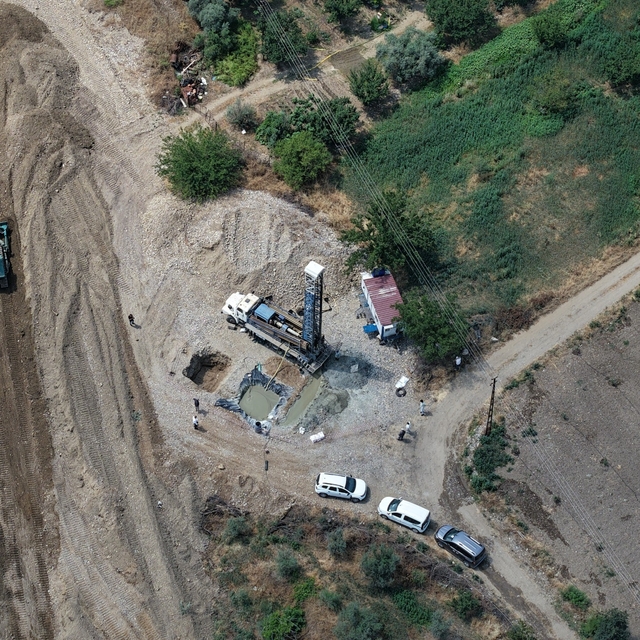 MASKİ'den Turgutlu'nun iki mahallesine su hamlesi