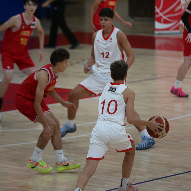 FIBA Altyapı Gelişim Projesi'nin final kampı, Çanakkale'de başladı