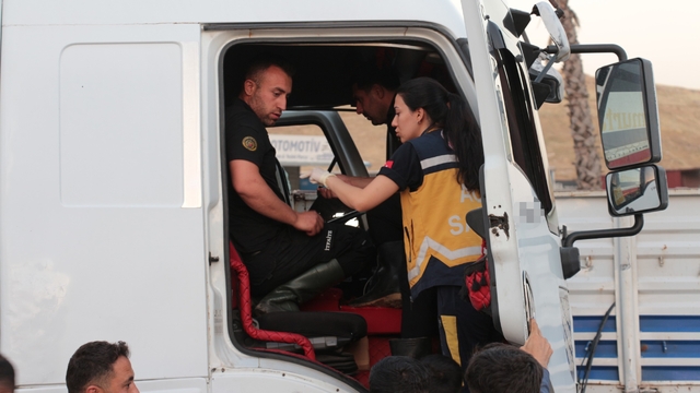 Şırnak'ta iki tır çarpıştı: 2 yaralı