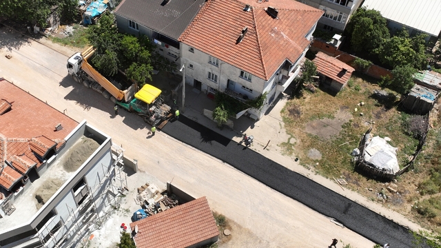 İnegöl'de yollar yenileniyor