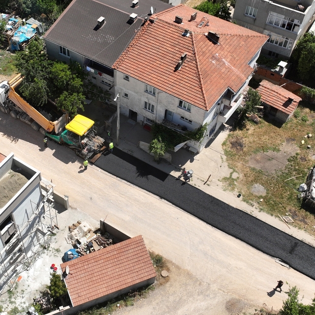 İnegöl'de yollar yenileniyor