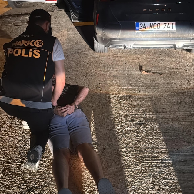 Kırmızı bültenle aranan şüpheli Bodrum'da operasyonla yakalandı