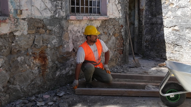 Akçakoca tarihi cezaevi kütüphaneye dönüşüyor
Restorasyon çalışmaları başladı