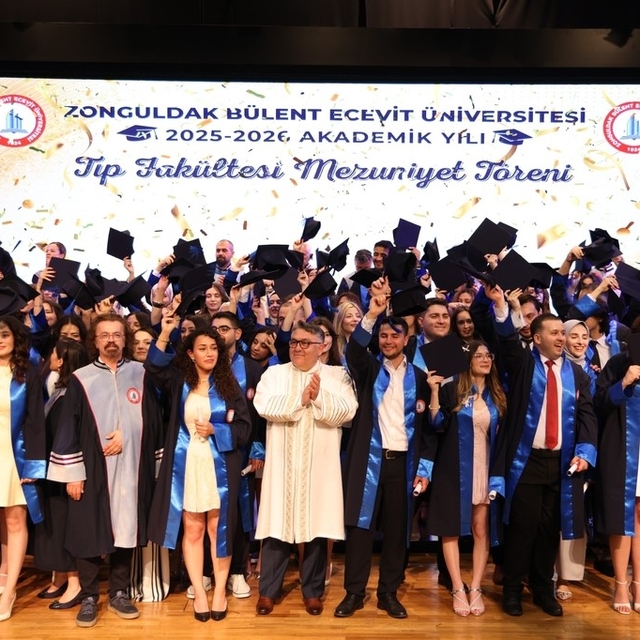 BEUN'da genç doktorlar meslek hayatına uğurlandı