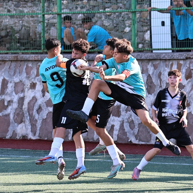 ANALİG Futbol Müsabakaları Manisa'da başladı
