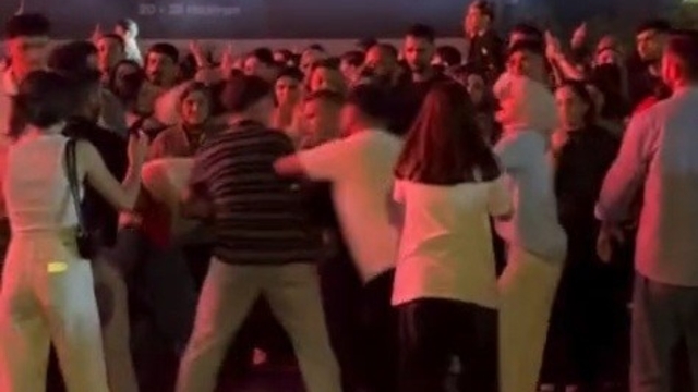 Kültür Yolu Festivali: Buray konserinde kavga