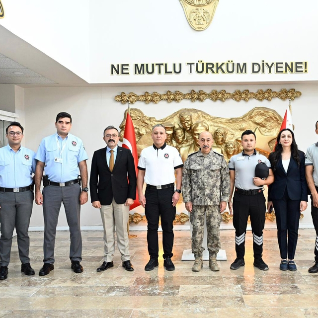 Özel Güvenlikçilerden İl Emniyet Müdürü Karadeniz'i ziyaret