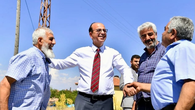 Başkan Geçit: "Yeşilyurt'ta kırsal mahallelerin ulaşım konforu artıyor"