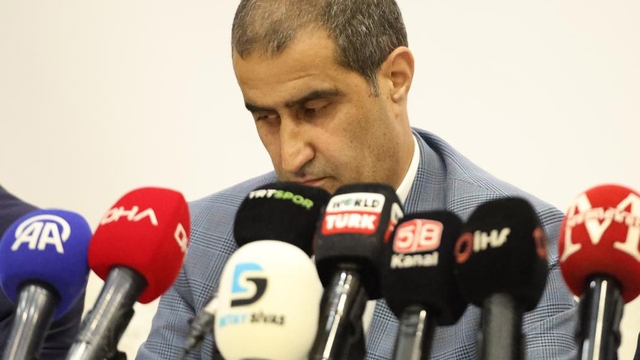 Sivasspor Divan Kurulu Üyesi İzgi'den kritik uyarı