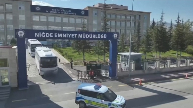 Niğde'de uyuşturucu hükümlüsü 2 firari yakalandı