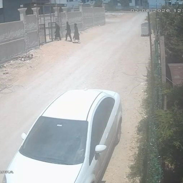 Eskişehir'de 3 evden 1 milyon 20 bin TL'lik hırsızlık yapan 2 kadın tutukla...