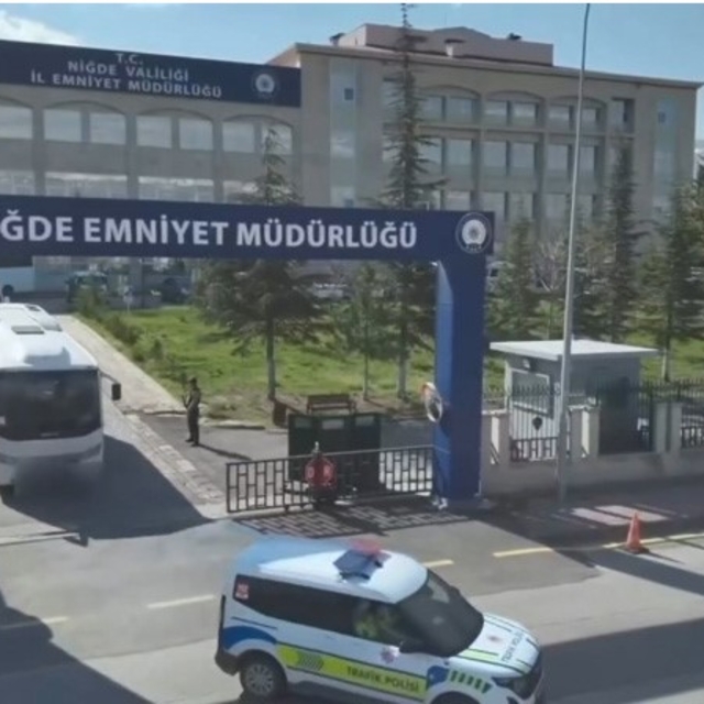 Niğde'de uyuşturucu hükümlüsü 2 firari yakalandı