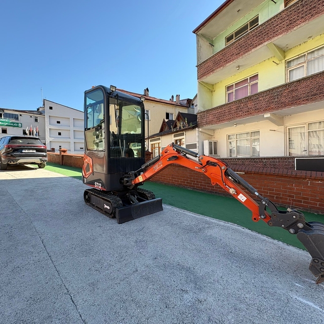 Yenice Belediyesinin araç filosuna mini ekskavatör desteği