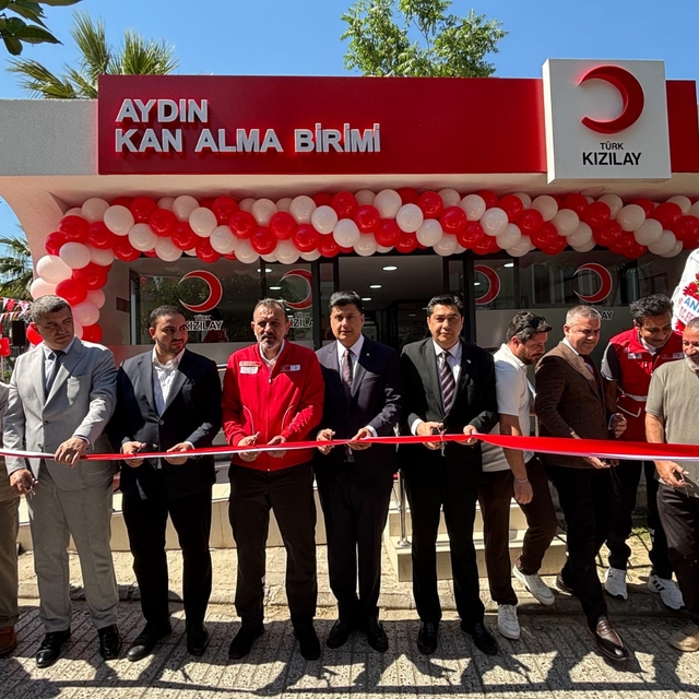 Efeler'de yenilenen Kızılay Kan Alma Birimi hizmete açıldı