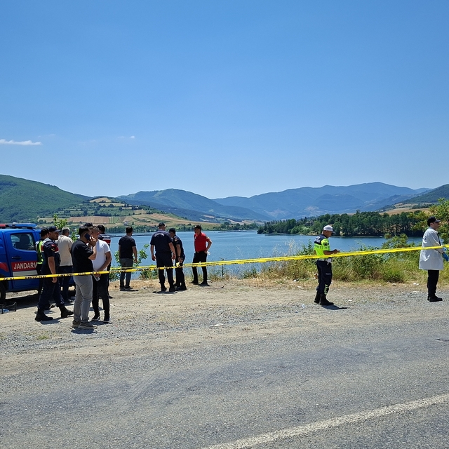Samsun'da iki gündür kayıp olan kadın baraj gölündeki aracında ölü bulundu