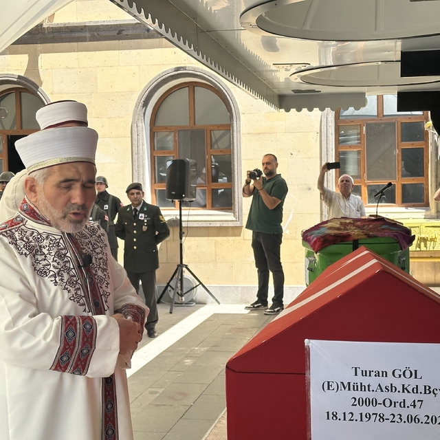 Kırıkkale'deki patlamada hayatını kaybeden Turan Göl, Çankırı'da toprağa ve...