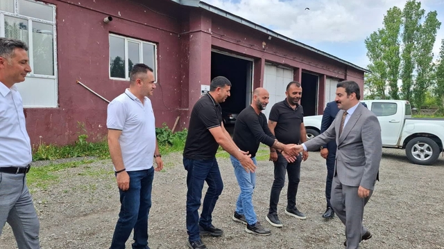 Arpaçay Kaymakamı Akköz'den kurumlara veda ziyareti