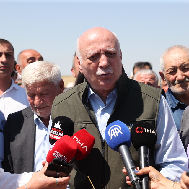 TZOB Genel Başkanı Bayraktar Nevşehir'deki tarım arazilerini inceledi