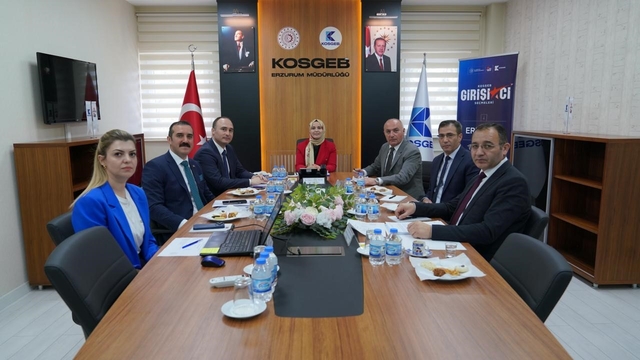 Başkan Özakalın KOSGEB jüri toplantısına katıldı
Özakalın: "Üreten ve geliştiren fikirlerin yanındayız"