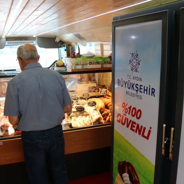 Aydın Büyükşehir Belediyesi'nin mobil hizmetleri Yenipazar'da yoğun ilgi gö...