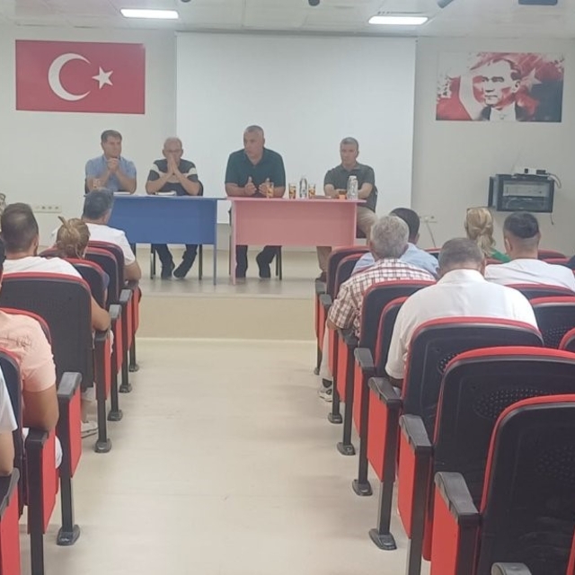 Burhaniye'de İlçe Eğitim Kurulu Müdürleri Kurulu Toplantısı yapıldı