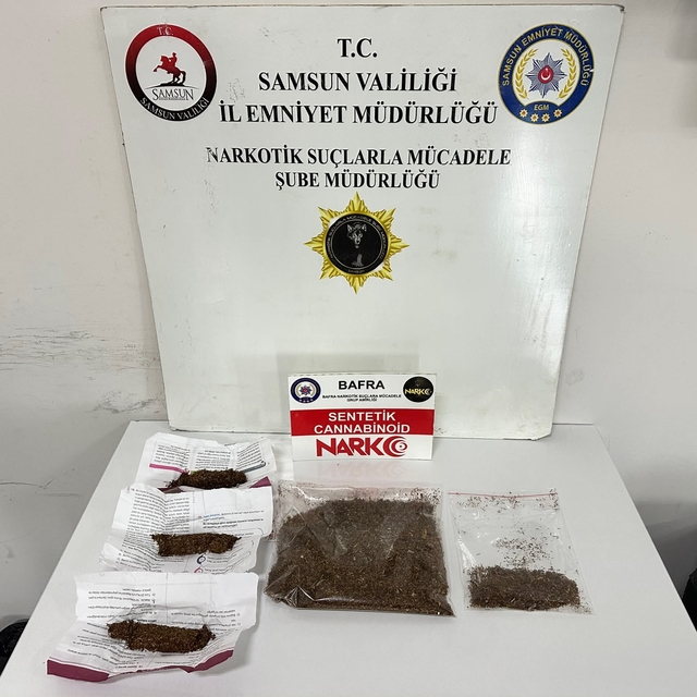 Bafra'da narkotik operasyonu: Uyuşturucu ticareti yaparken yakalandı