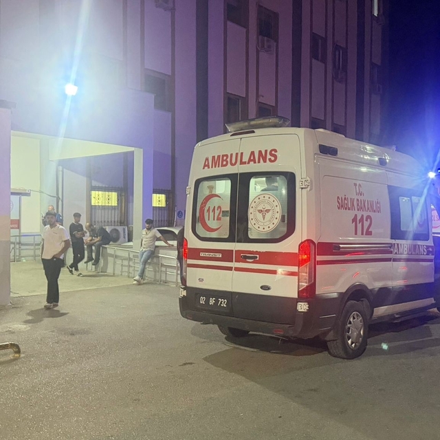 İki grup arasındaki kavgada 2 kişi yaralandı
