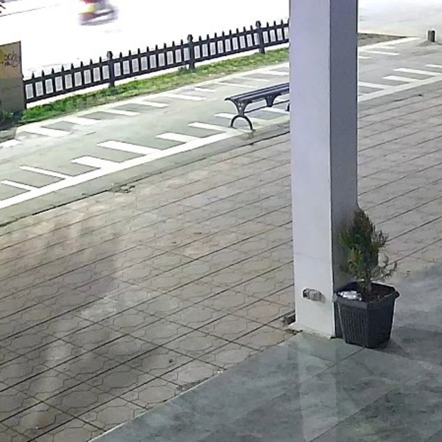 Nişanlı çiftin hayatını kaybettiği kazanın görüntüleri ortaya çıktı
İki far...