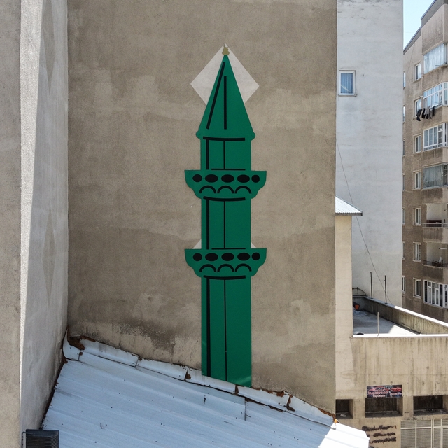 Minareye yer bulamayınca duvara tasarladılar