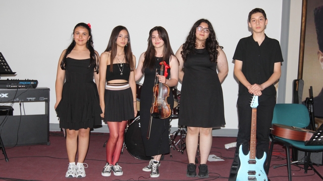 Menteşe Anadolu Lisesi'nde müzik rüzgarı
