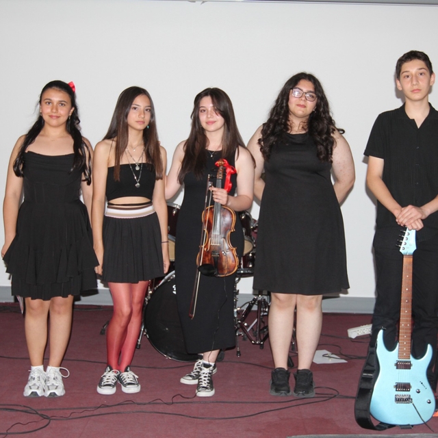 Menteşe Anadolu Lisesi'nde müzik rüzgarı