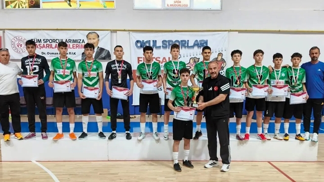 Sivas'ta futsal zirvesi yapıldı