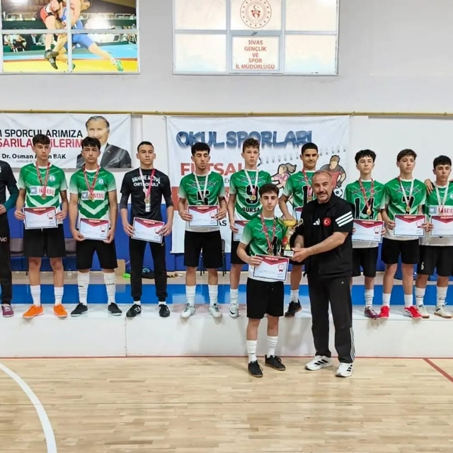 Sivas'ta futsal zirvesi yapıldı