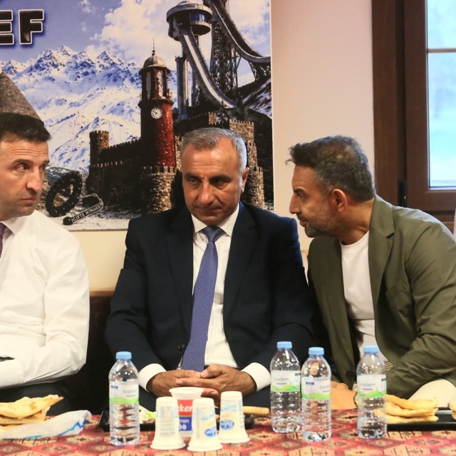 Erzurum Evi'nde buluştular:  Birlik ve beraberlik mesajı verdiler