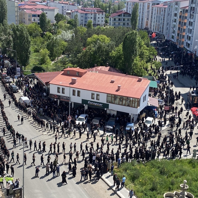Kars'ta matem yürüyüşü