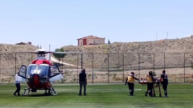 Ülseratif kolit hastası hava ambulansıyla Malatya'ya sevk edildi